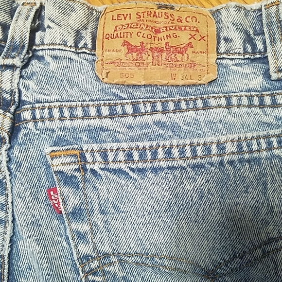 SUPER RARE VNTG LEVI STRAUS RED TAB 505 EUC size 34/34 HIGH WAISTED RELAXED FIT - Picture 2 of 9